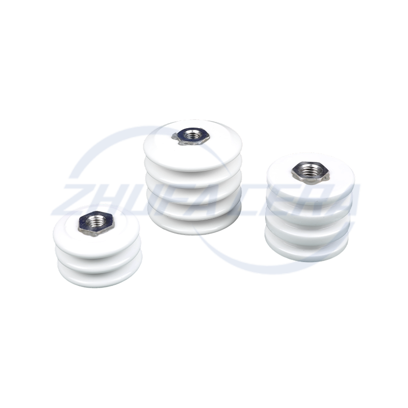 Alümina seramik izolatör